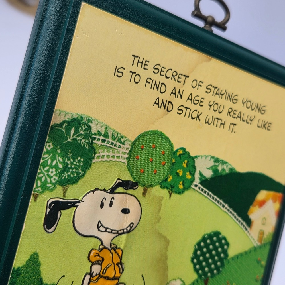 Hallmark Peanuts Plaque Green Snoopy Jogging Vintage 1958 - Picture 7 of 10